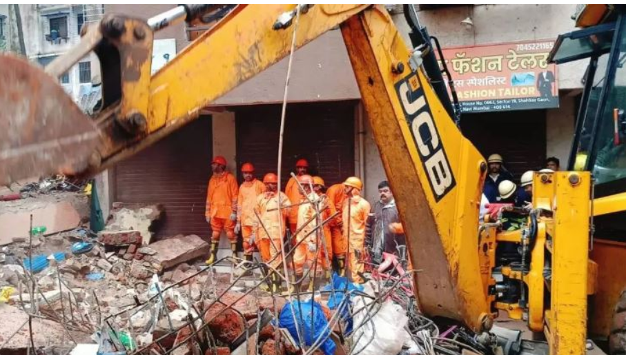 Major accident due to collapse of a three-storey building in Navi